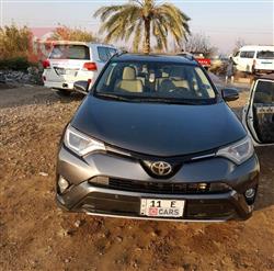 تۆیۆتا ڕاڤ 4